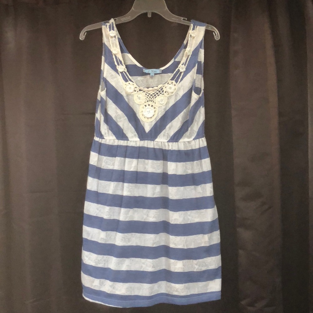 Juniors/women’s tunic/dress, size M